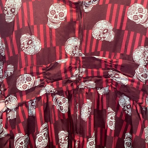 Skull Dress - Picture 5 of 8